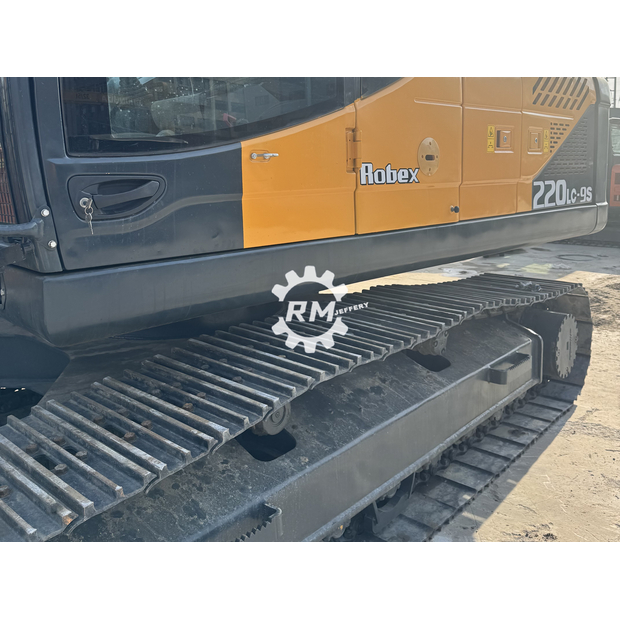 HYUNDAI – 2020- 220