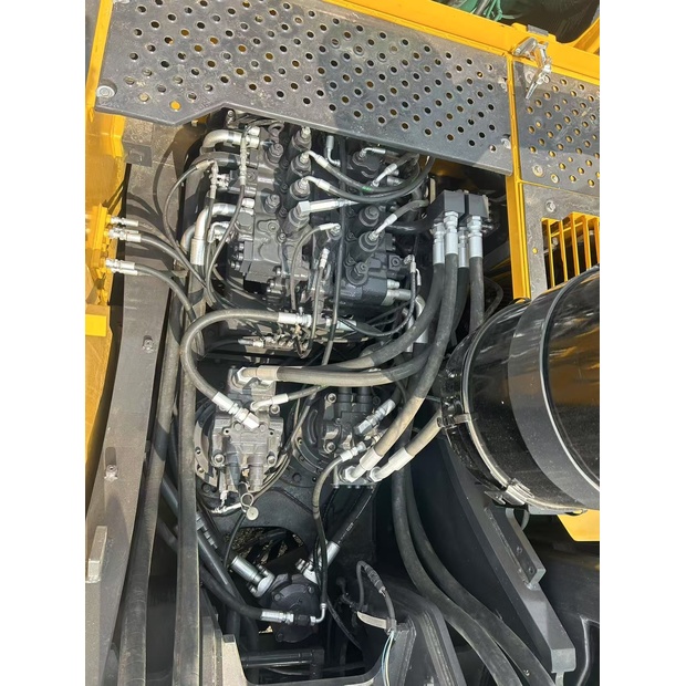 VOLVO – 2023 – EC480DL