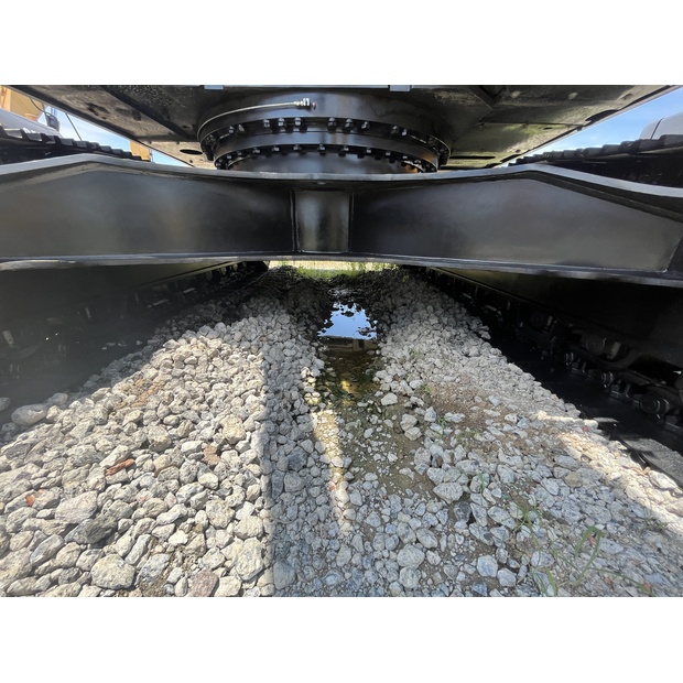 VOLVO – 2023 – EC300DL