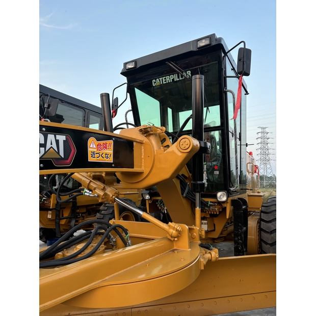 CATERPILLAR – 2024 – 140K