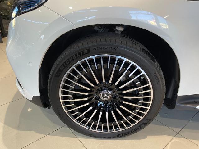 MERCEDES BENZ – 2021 – EQC400