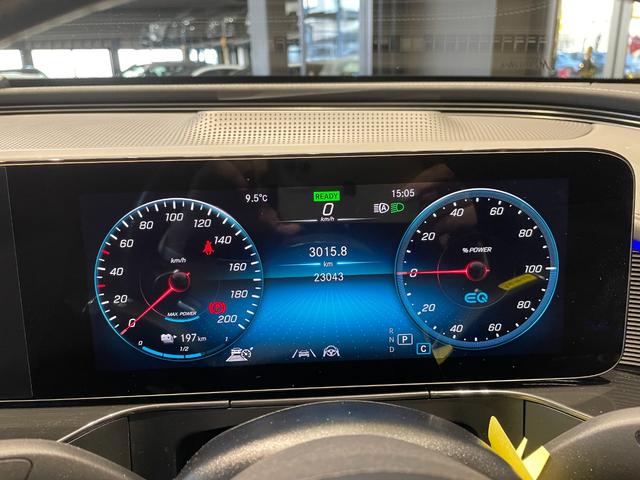 MERCEDES BENZ – 2021 – EQC400