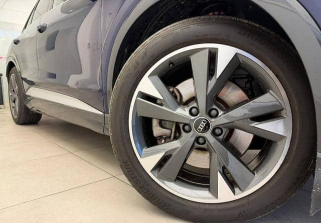 AUDI E-TRON – 2022 – Q4