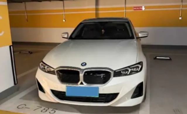 BMW – 2024 – I3 BEV