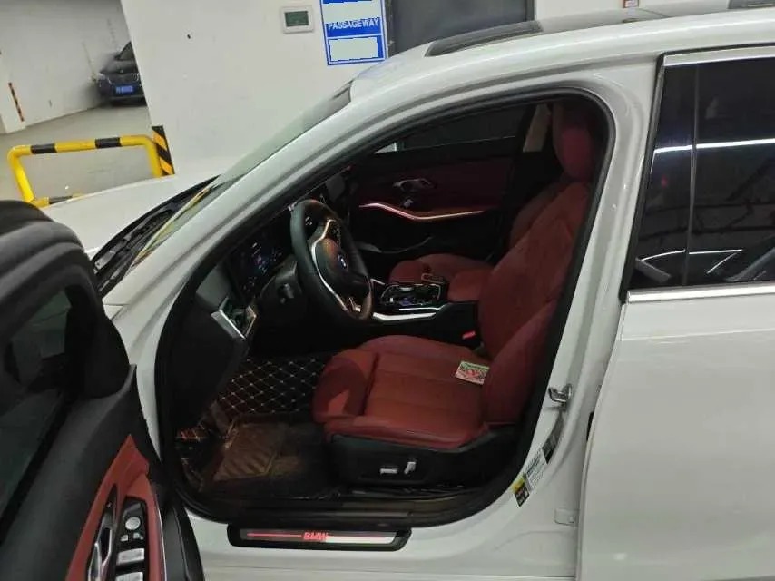 BMW – 2024 – I3 BEV