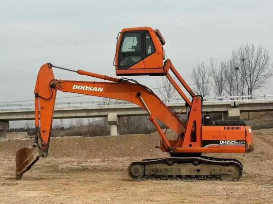 2021 Doosan DH225LC-7 Lifting Cab Excavator
