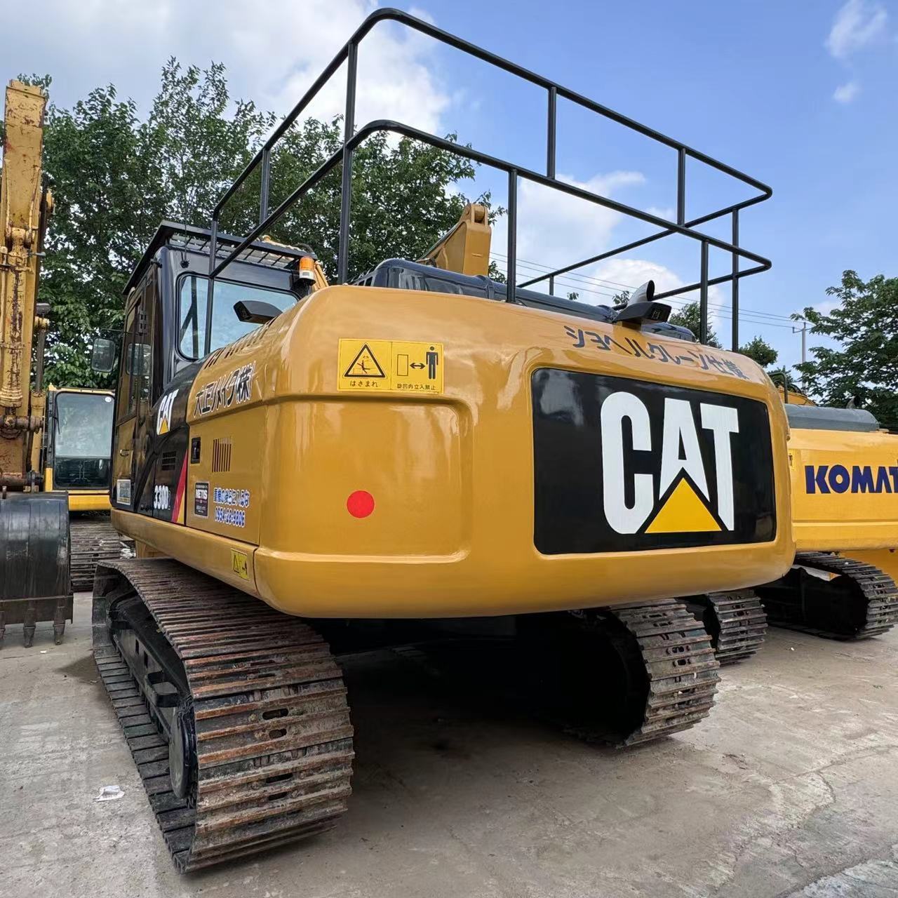 2019 Versatile Caterpillar 330d Excavator