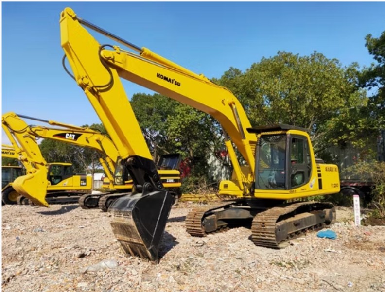 Used Komatsu PC200-6 Crawler Excavator Backhoe