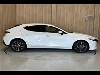 MAZDA MAZDA3 FASTBACK 2019 PEARL WHITE