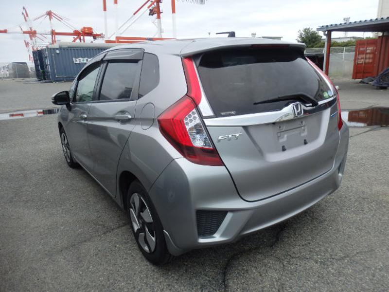 2015 HONDA FIT HYBRID GP5