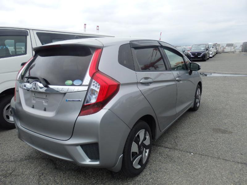 2015 HONDA FIT HYBRID GP5