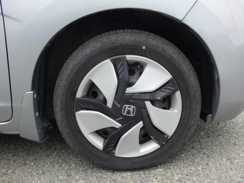 2015 HONDA FIT HYBRID GP5