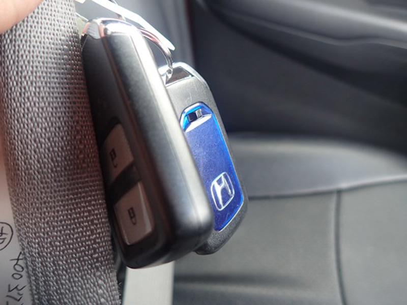 2015 HONDA FIT HYBRID F-Package [RED]