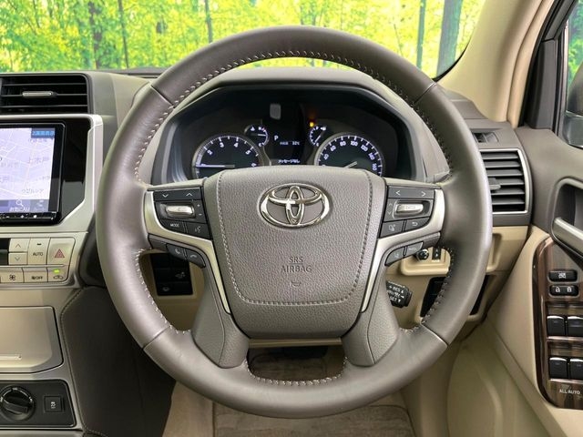Toyota Land Cruiser Prado TX L 2022 – TRJ150