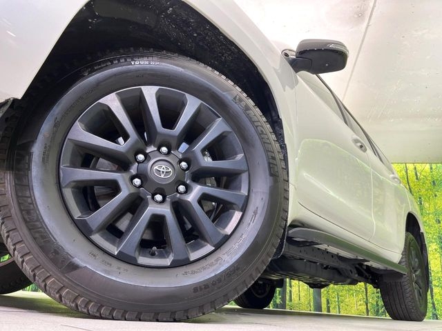 Toyota Land Cruiser Prado TX L 2022 – TRJ150