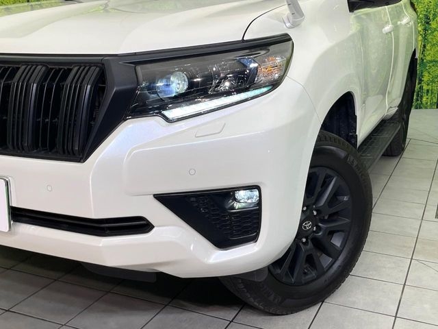 Toyota Land Cruiser Prado TX L 2022 – TRJ150