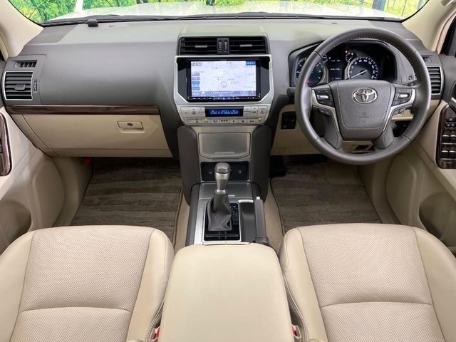 Toyota Land Cruiser Prado TX L 2022 – TRJ150
